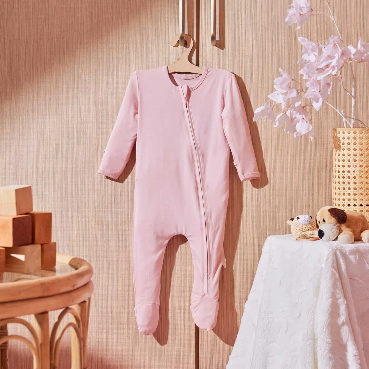 4- Pack bamboo zipper footies