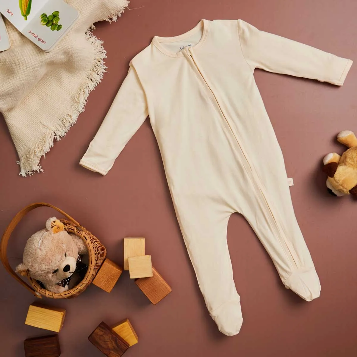 4- Pack bamboo zipper footies