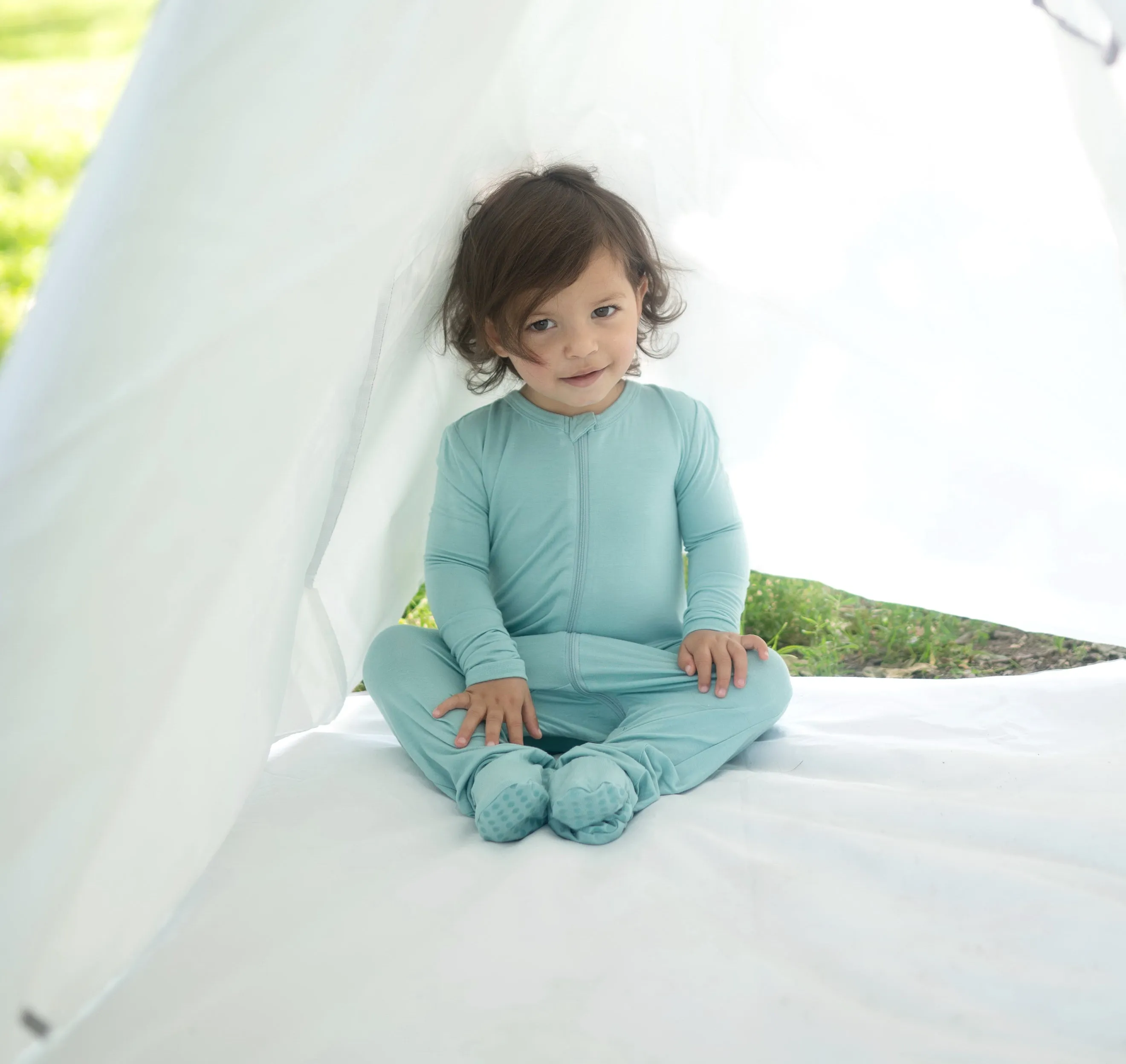 Bamboo Zip Up Footies (Lustre)