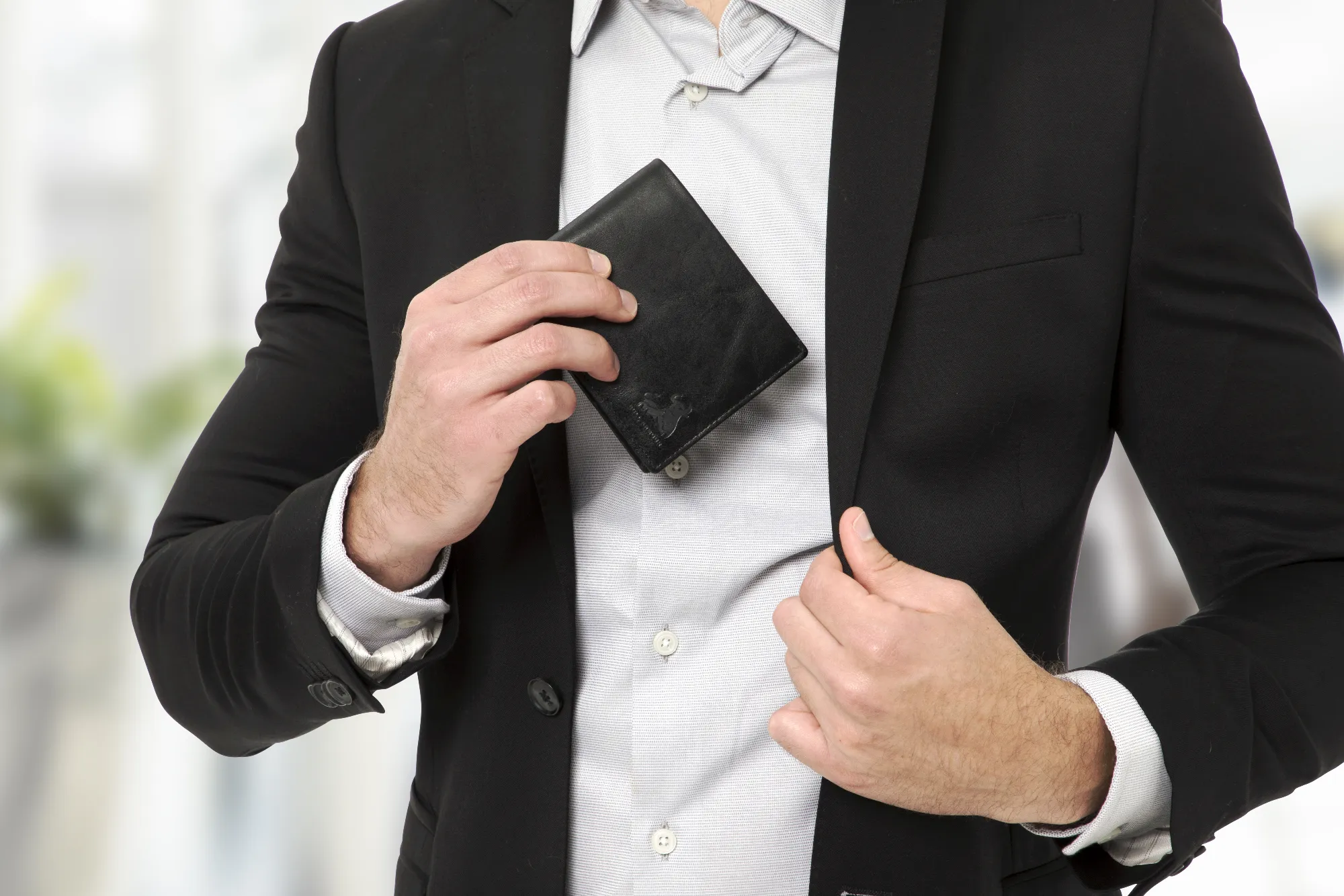 Bifold with Flip Up ID