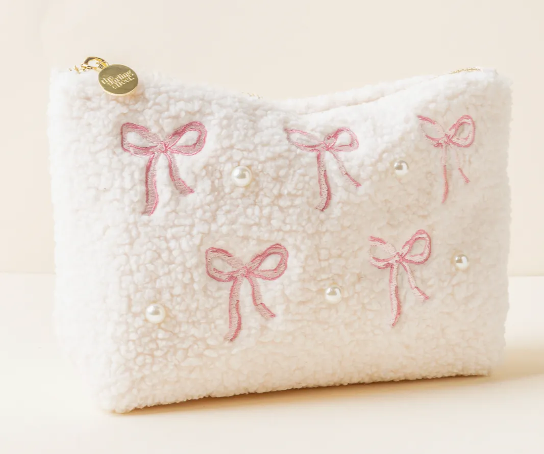 Bow Pearl Pouch