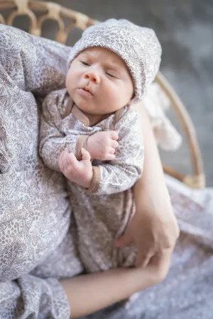Brooklyn Baby Receiving Gown & Hat