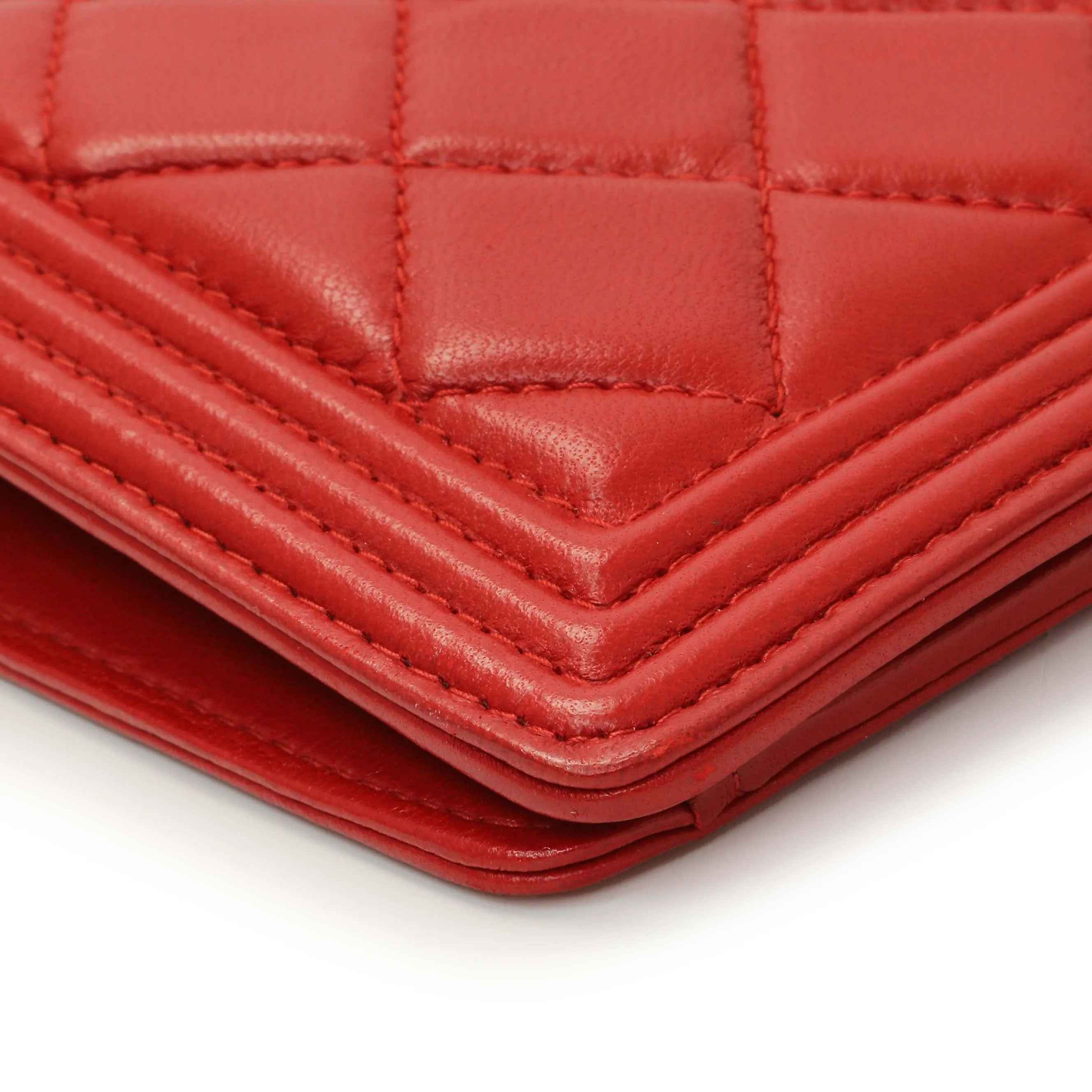 Chanel Red Quilted Lambskin Boy Yen Wallet
