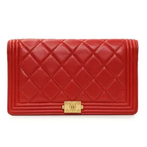 Chanel Red Quilted Lambskin Boy Yen Wallet