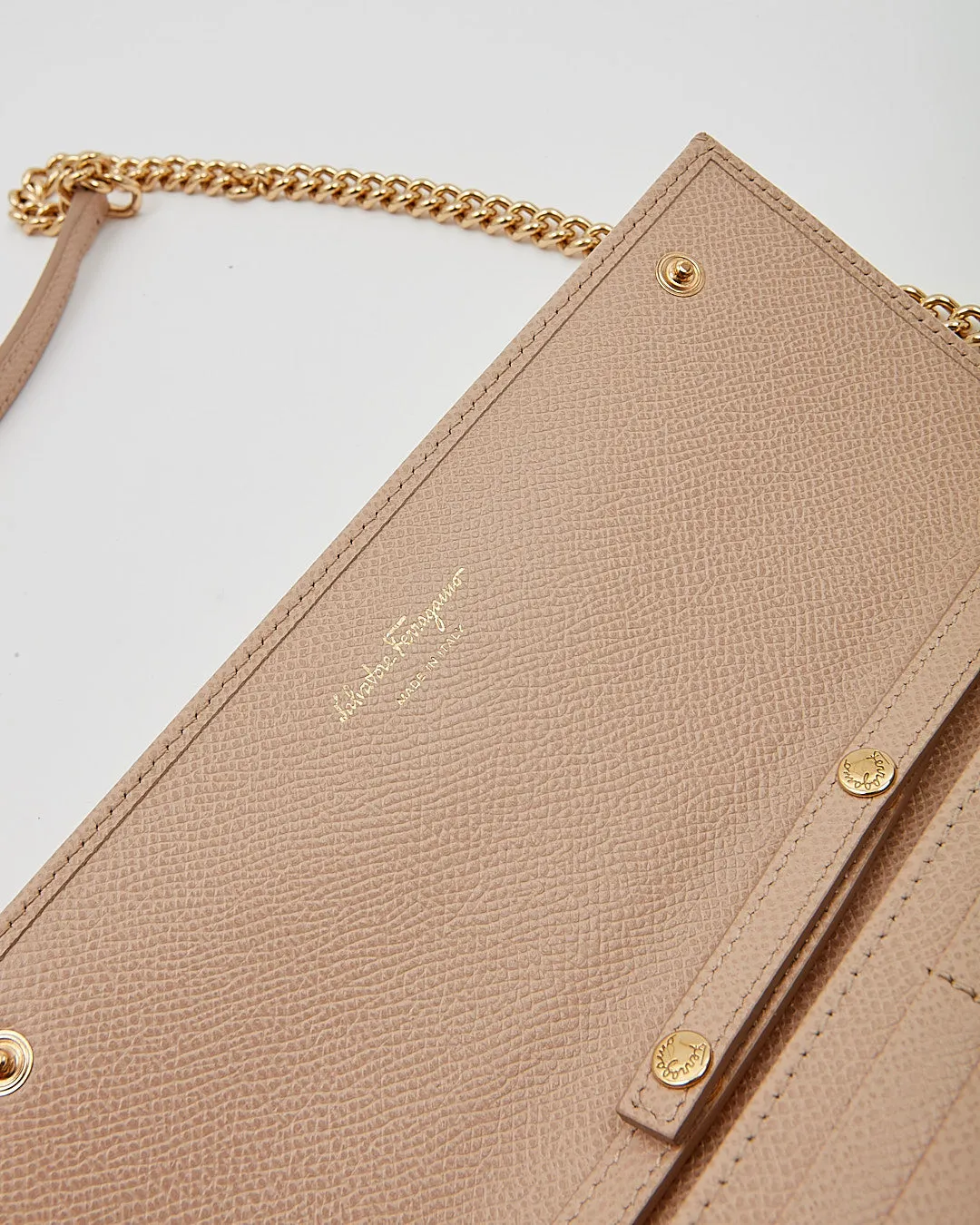 Ferragamo Beige Leather Gancini Logo Wallet On Chain