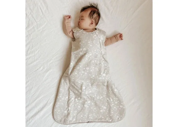 Gunamuna Premium “Magnolia” 2.6 TOG Bamboo Premium Duvet Sleepsack : Sizes 3M to 36M