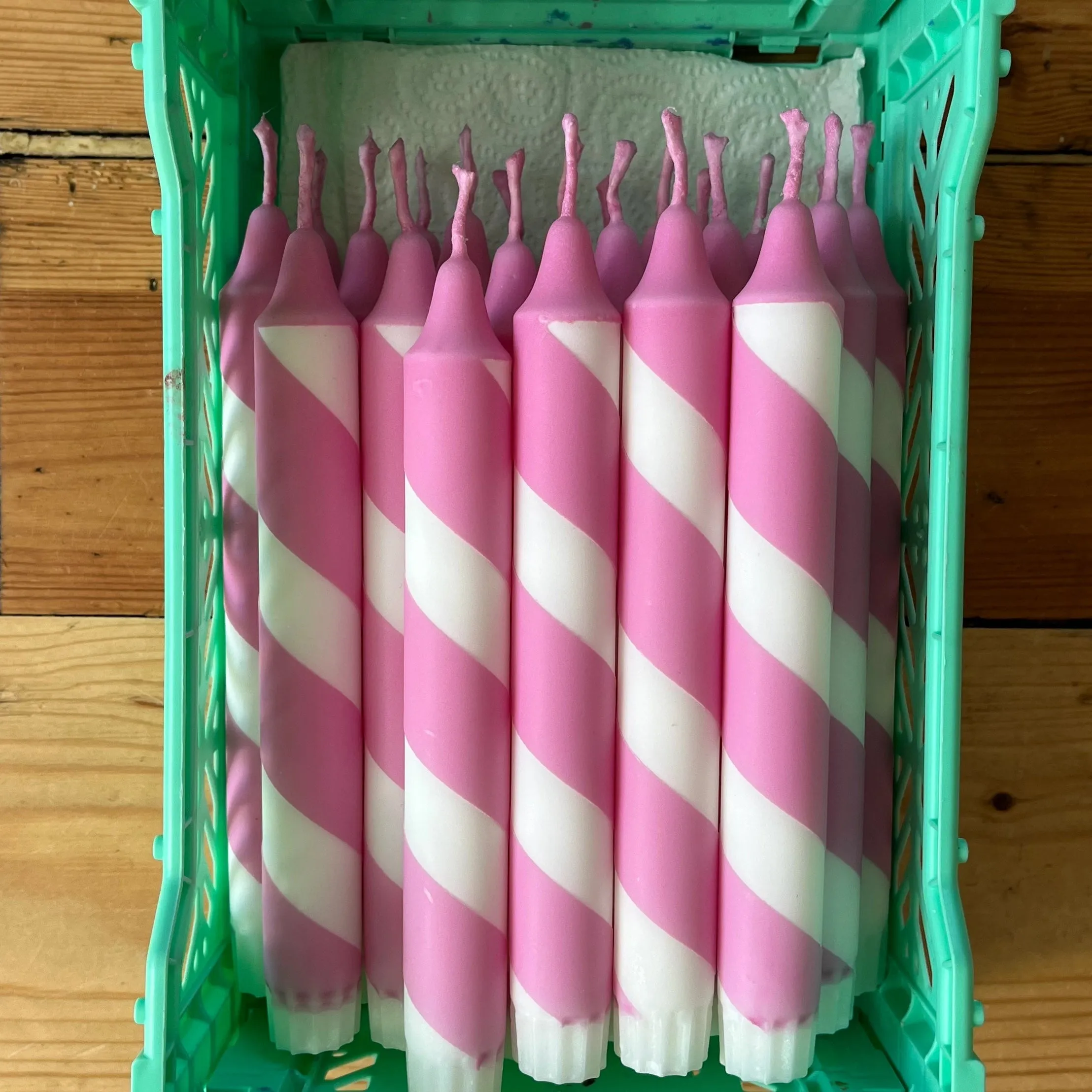 Helter Skelter Candle | Pink & White