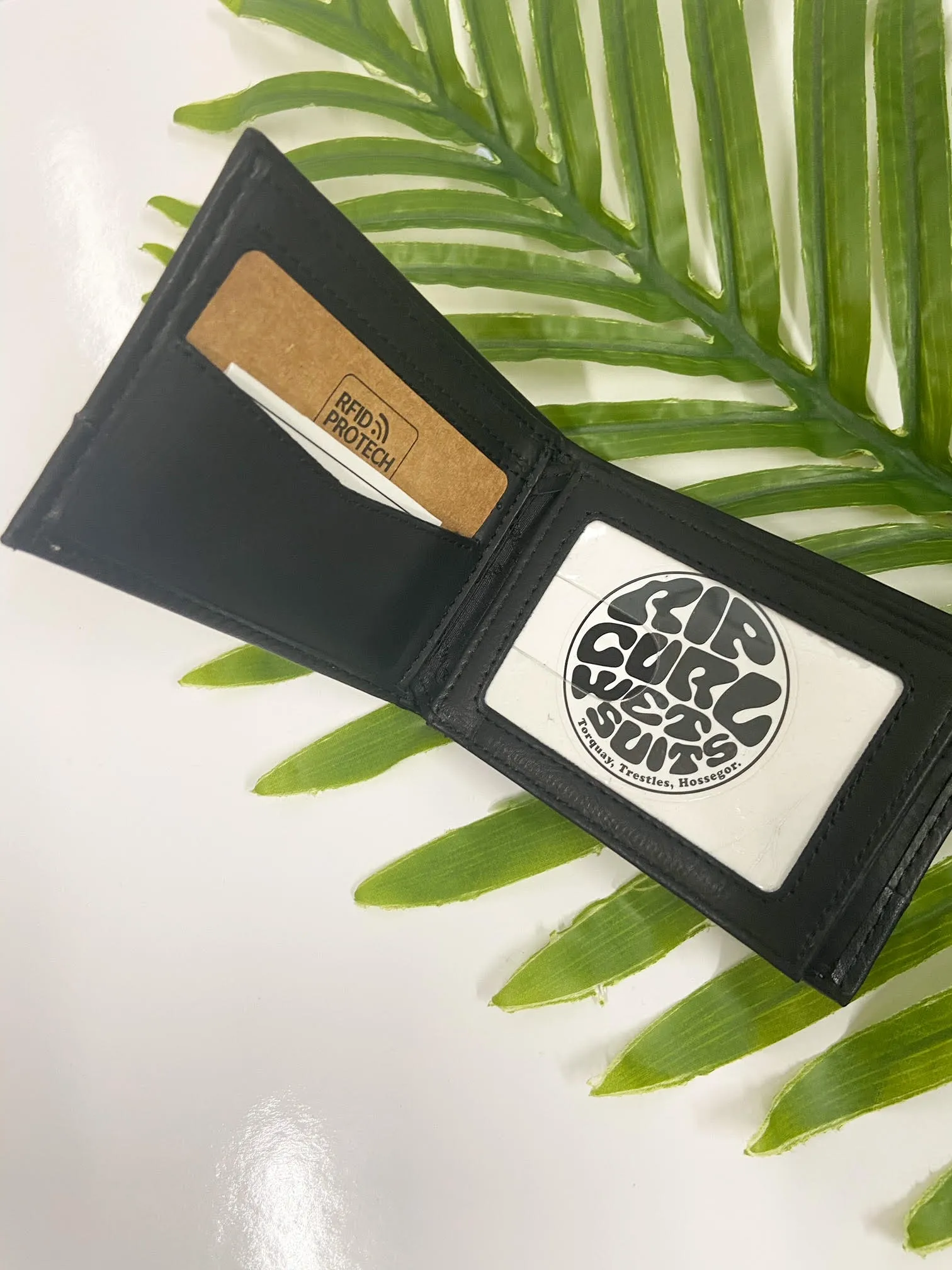 Horizons RFID PU Slim