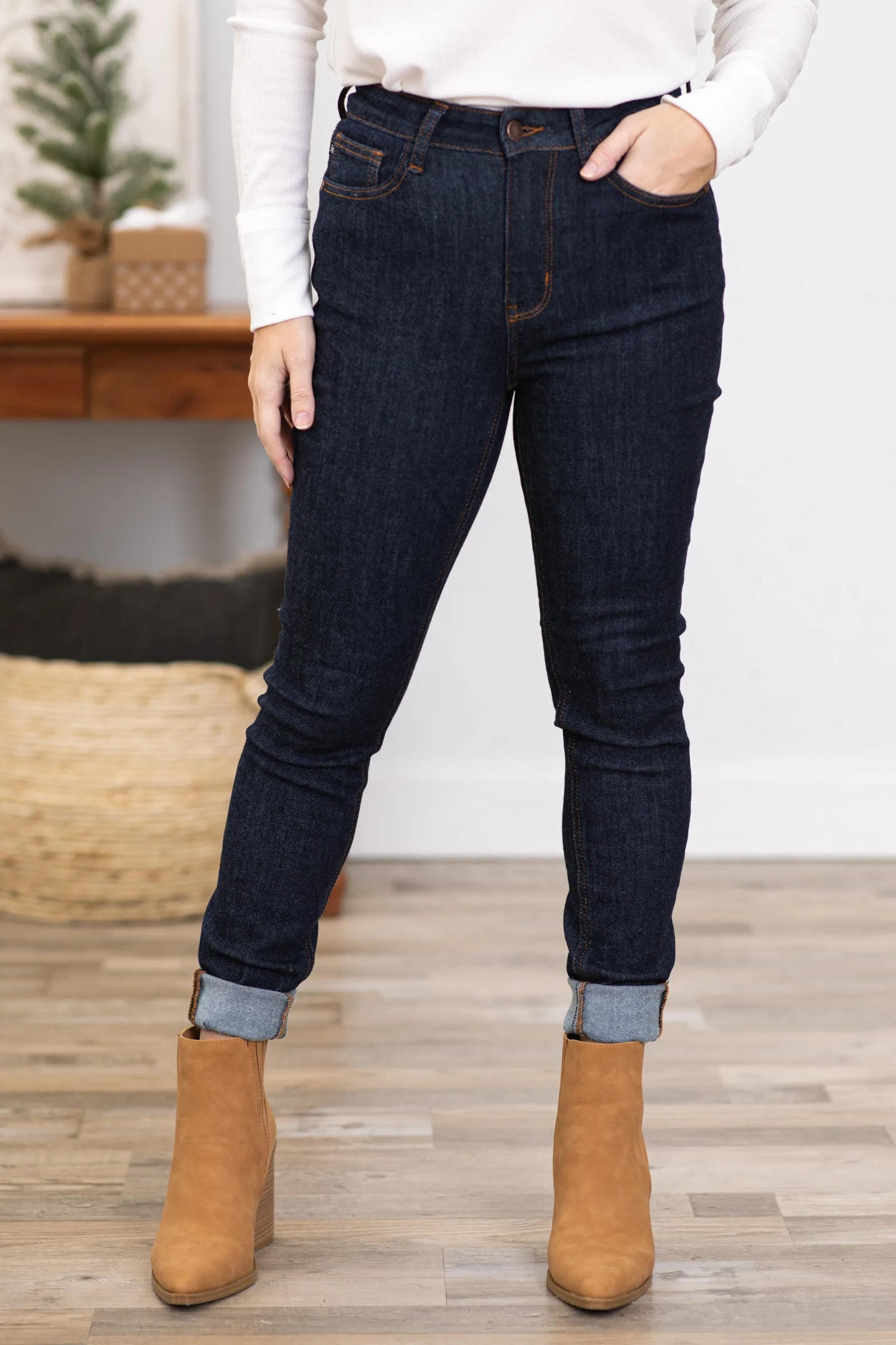 Judy Blue Back Pocket Embroidery Skinny Jeans
