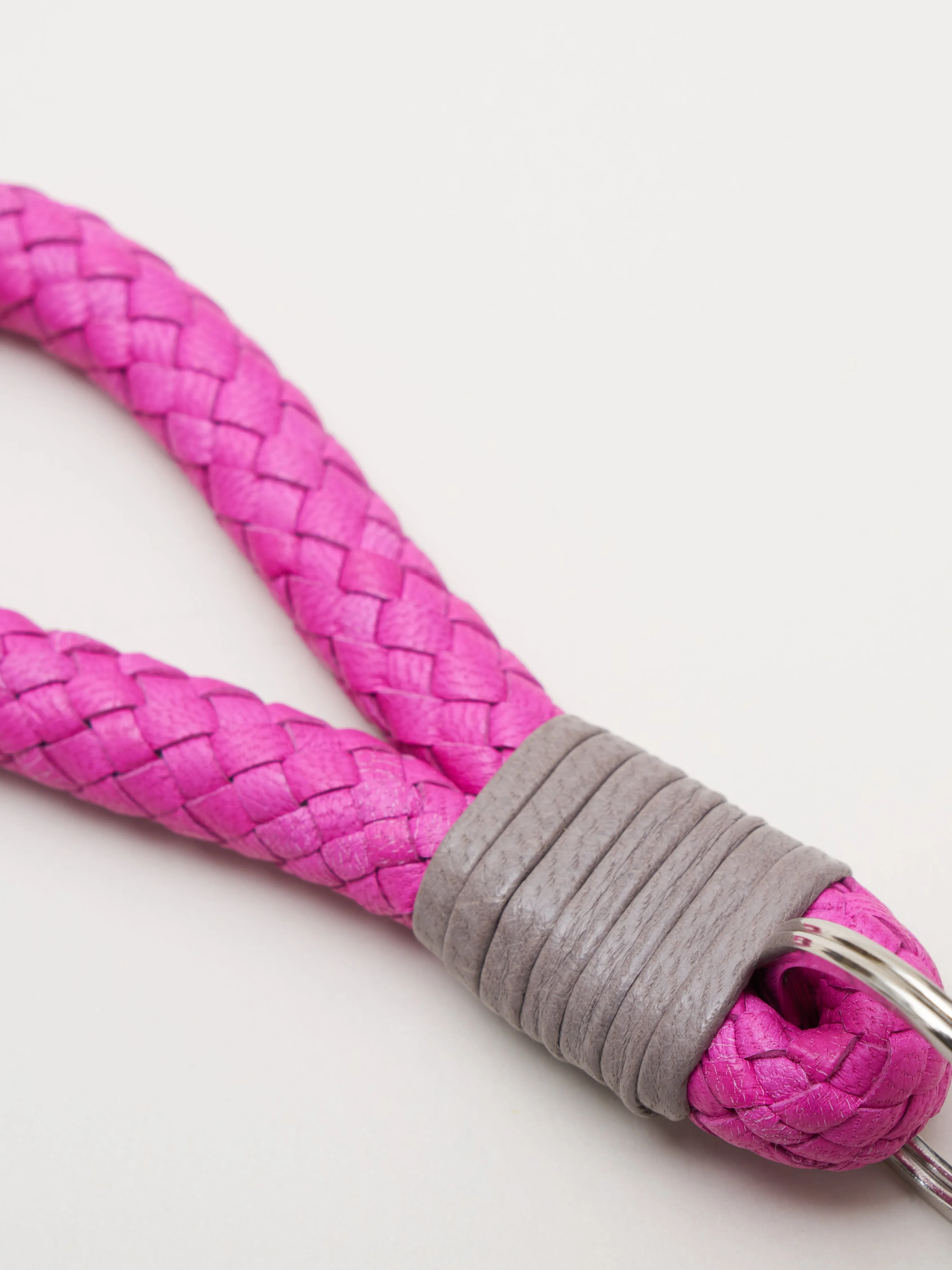 key ring - fuschia