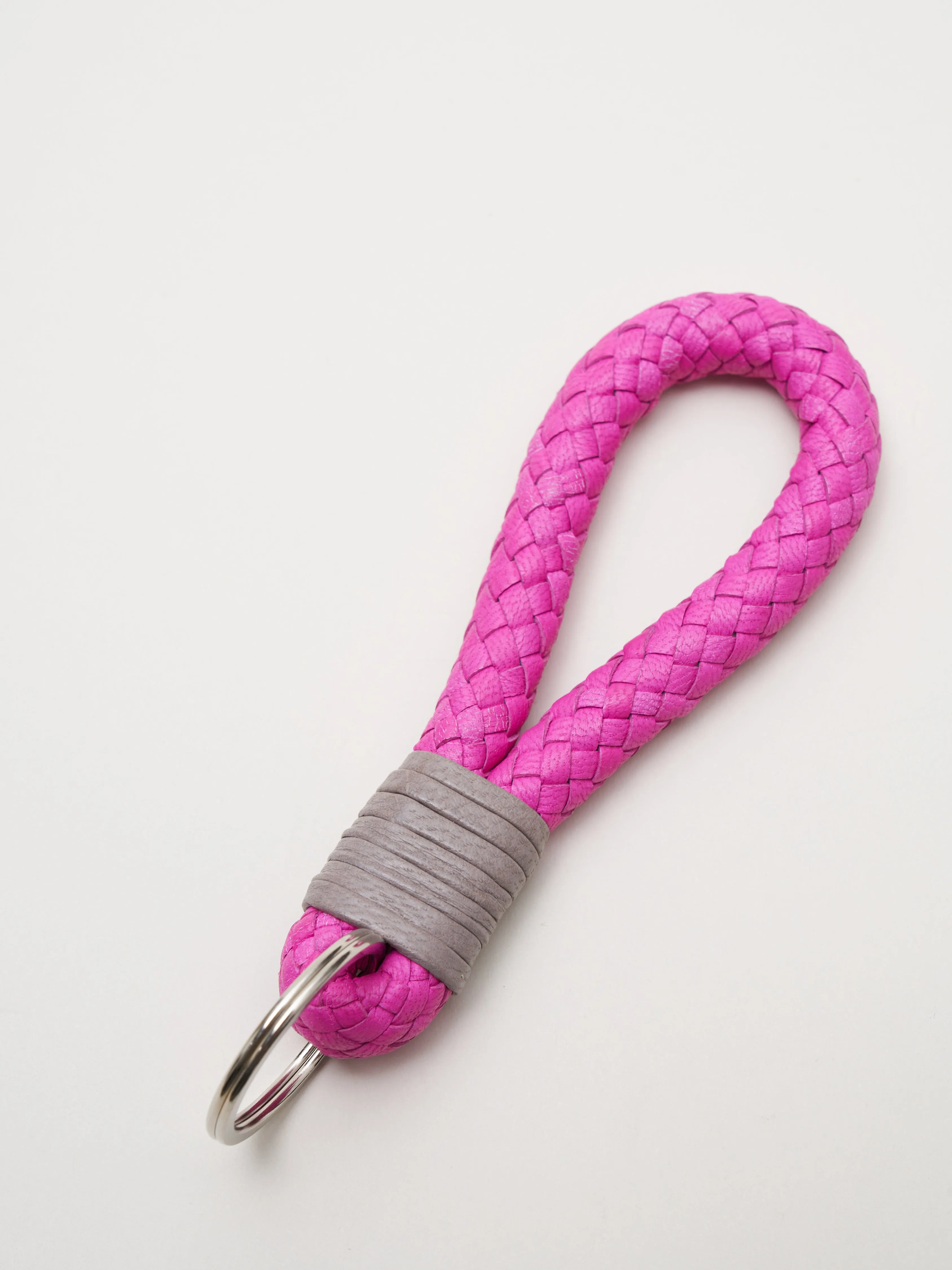 key ring - fuschia