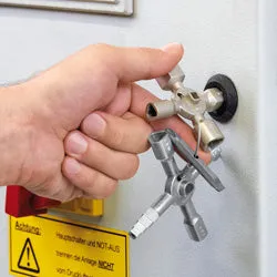KNIPEX Vaktmästarnyckel med 15 funktioner