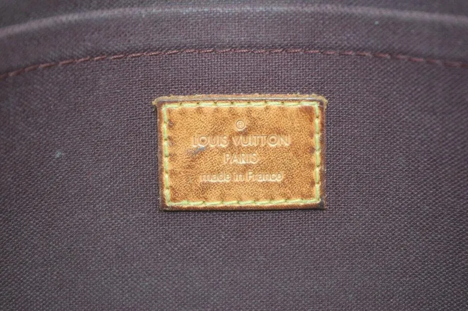Louis Vuitton Monogram Favorite MM Crossbody Flap bag  862685