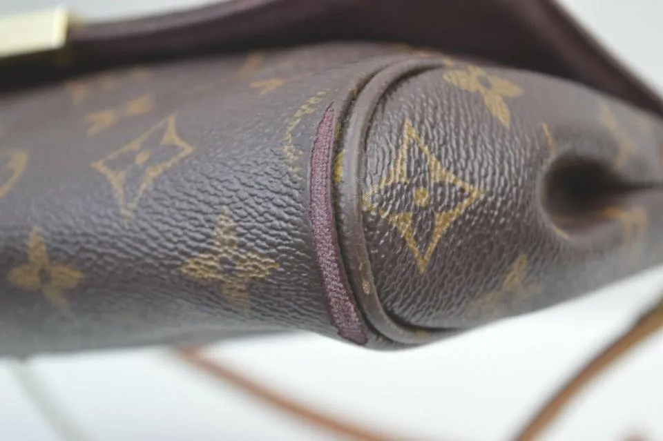 Louis Vuitton Monogram Favorite MM Crossbody Flap bag  862685