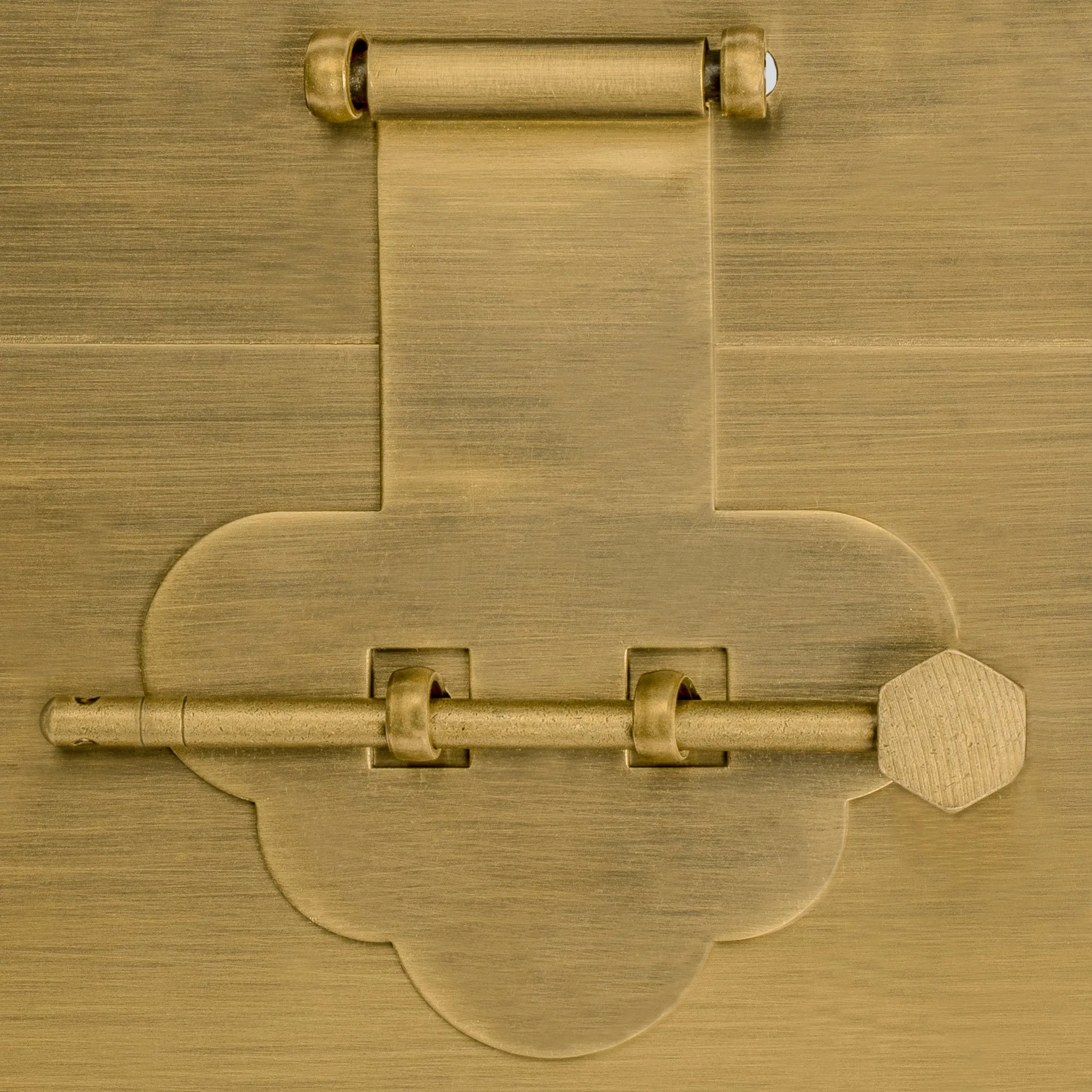 Mushroom Square Chest Box Face Plate Latch (5.5"x 6.3")