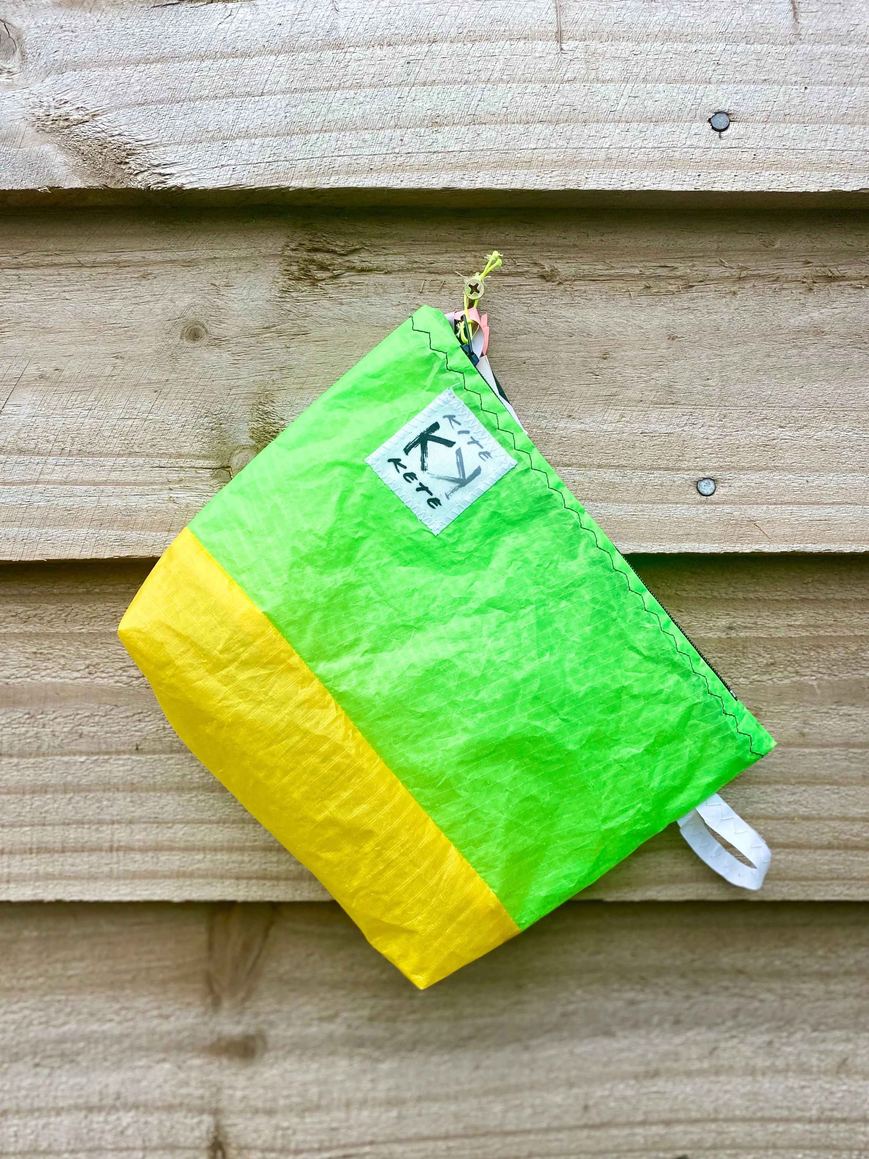 Pocket Rocket zip pouches Kite Kete