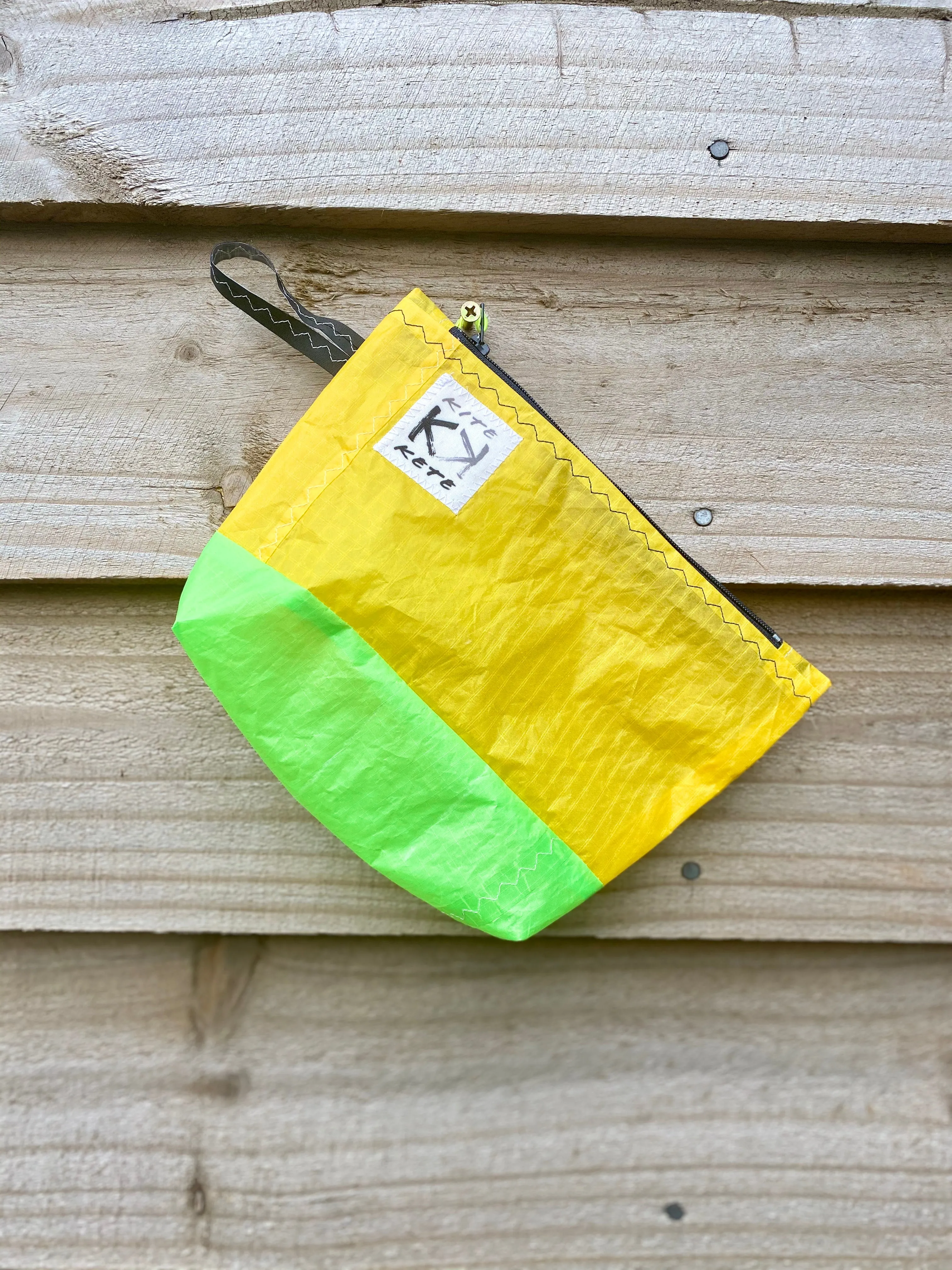 Pocket Rocket zip pouches Kite Kete