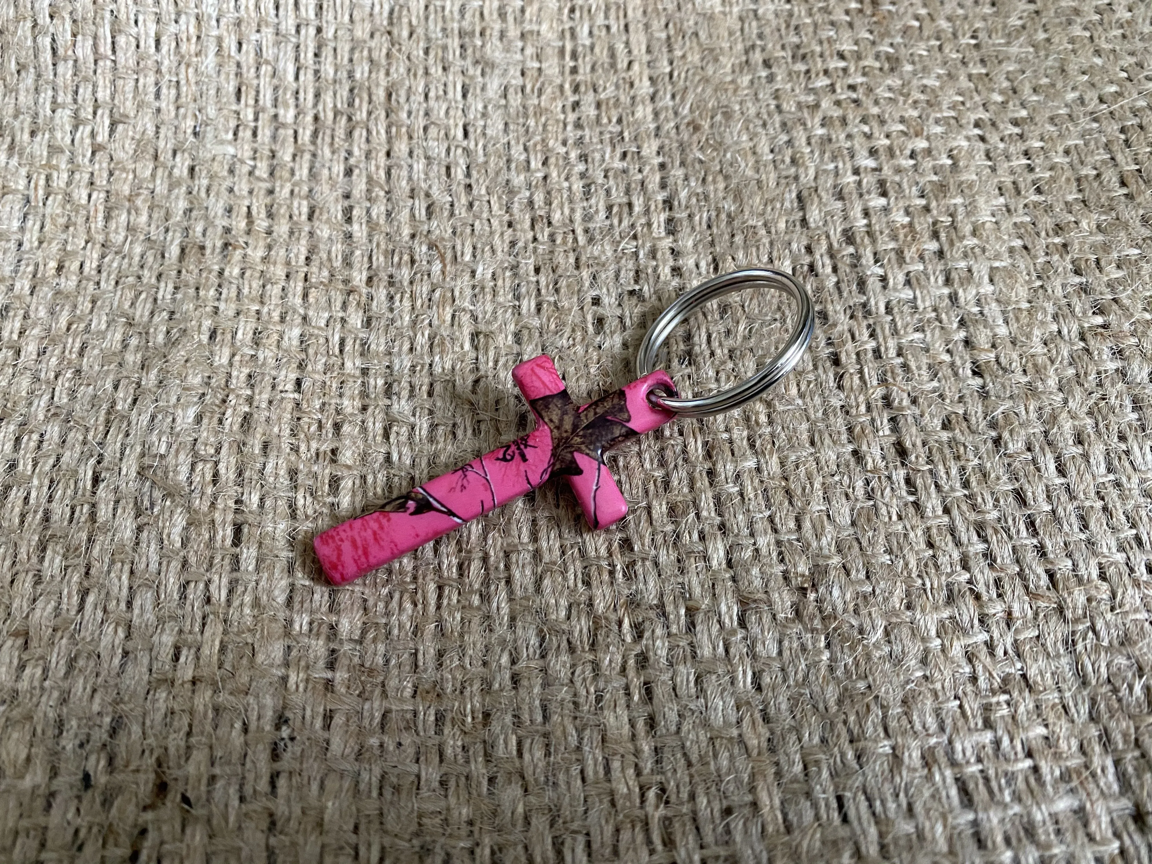 Realtree Xtra Paradise Pink Key Ring