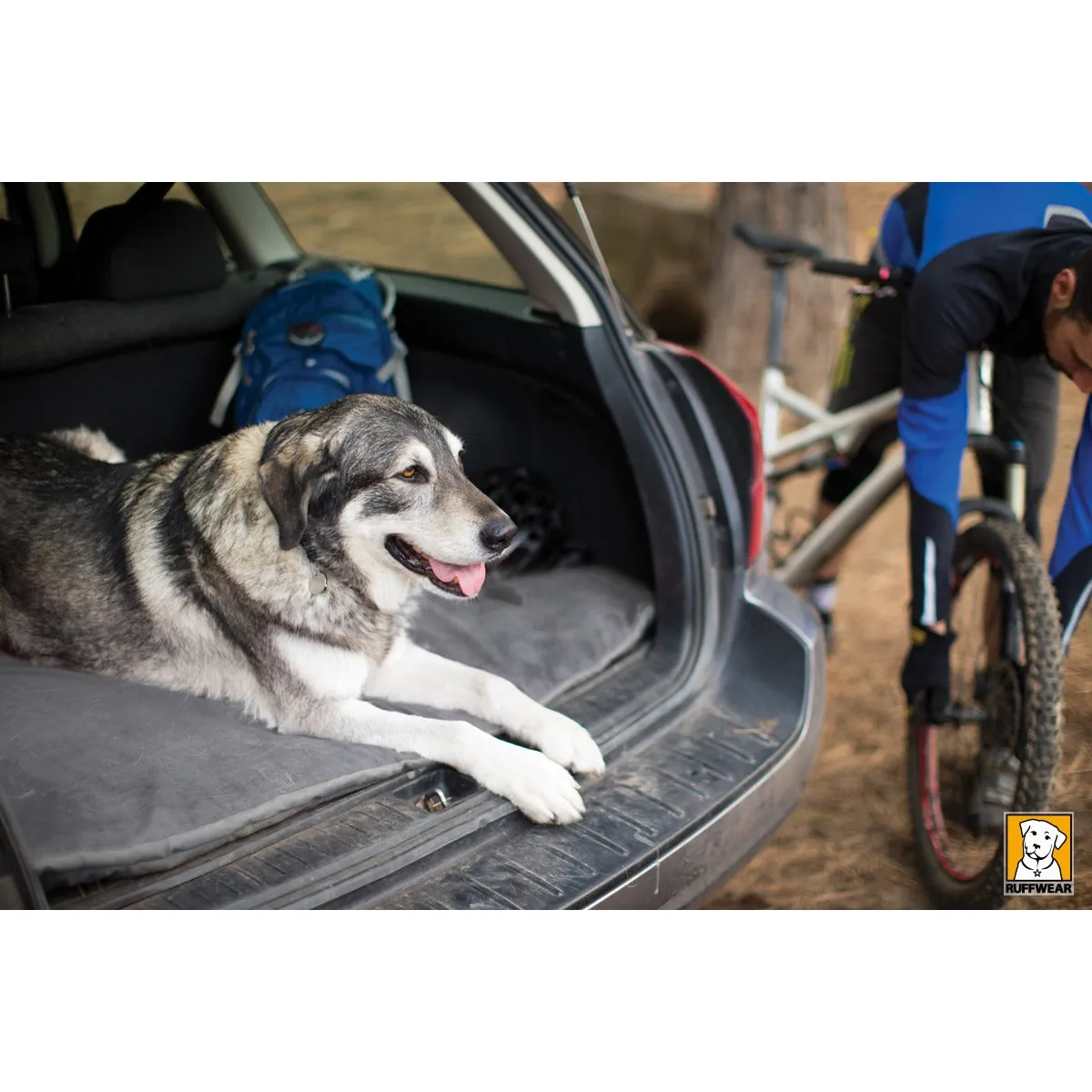 Ruffwear® | Mt. Bachelor Pad™ Portable Dog Bed