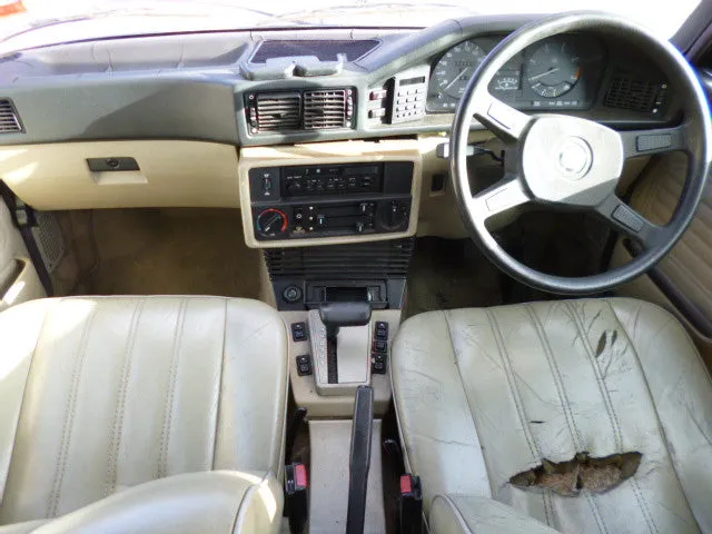 S2648 5' E28 Sedan 525e M20 AUTO 1986/06