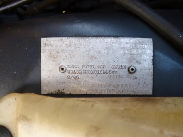 S2648 5' E28 Sedan 525e M20 AUTO 1986/06