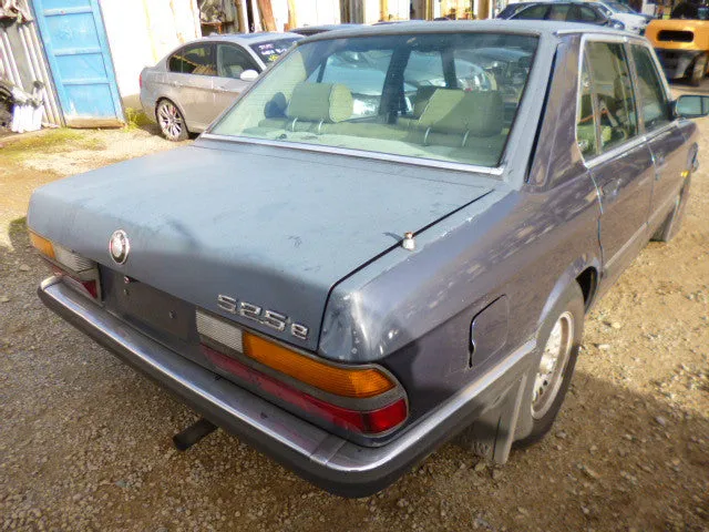 S2648 5' E28 Sedan 525e M20 AUTO 1986/06