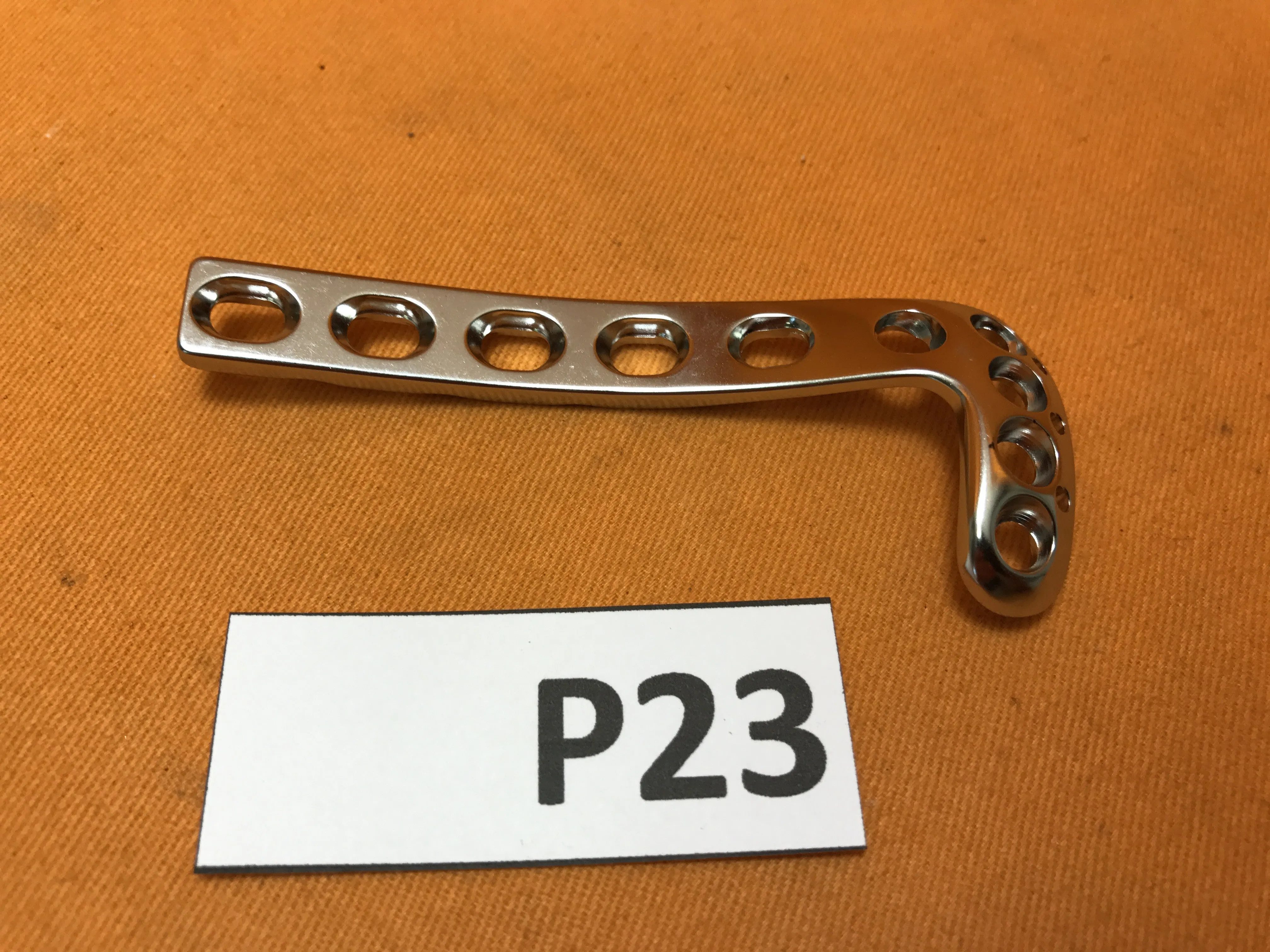 Synthes 241.007 3.5mm 6 Hole Proximal Tibia Plate Left