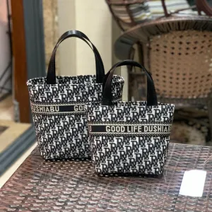 Women's Korean Style Letters Wash Mummy Lunch Cosmetic Bags