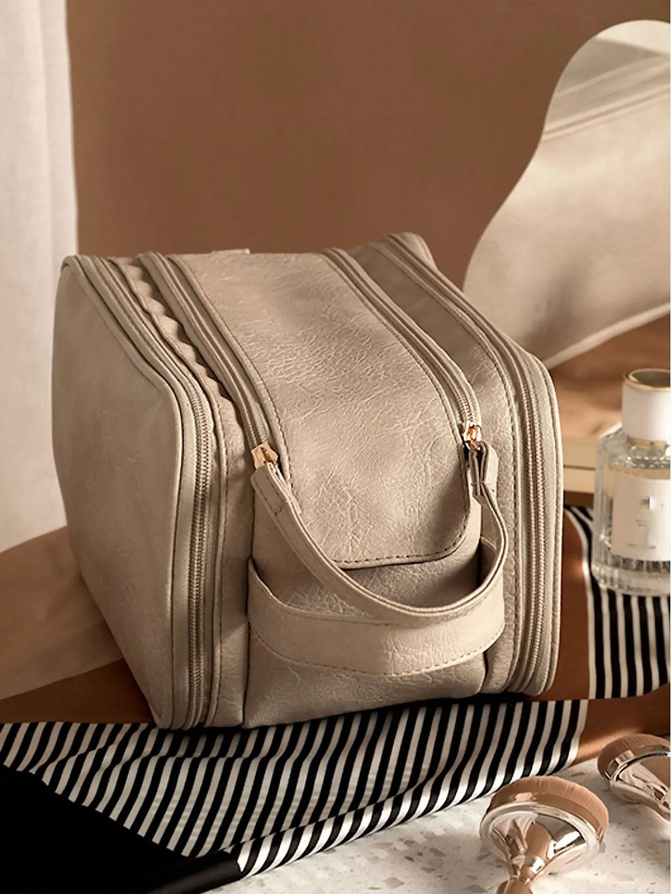 Women's Large Capacity Portable High-grade Makeup Brush Cosmetic Bags