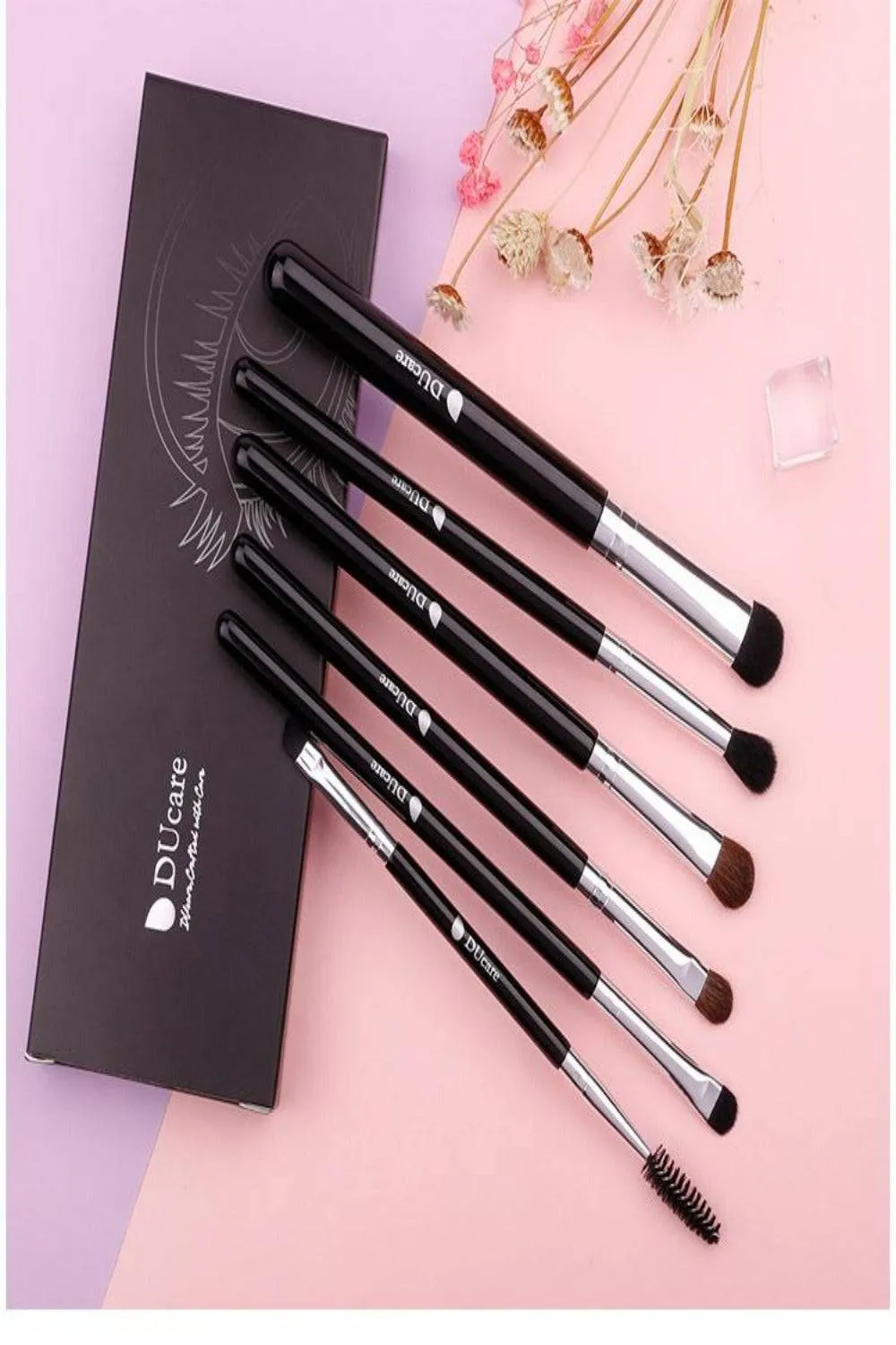 Wood Handle Cosmetic Eyeshadow Makeup Brush Set