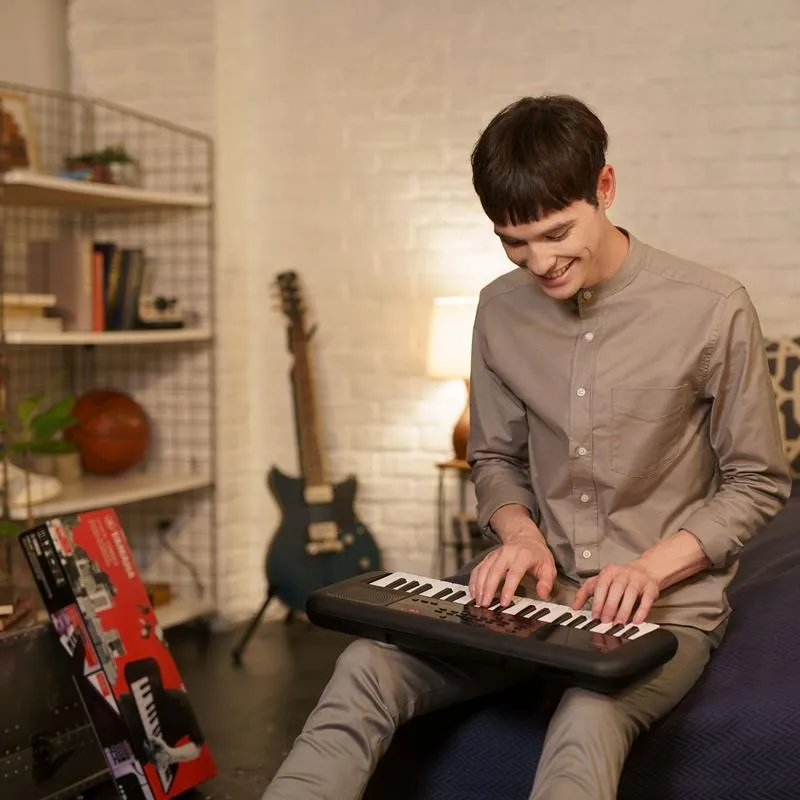 Yamaha PSS-A50 Mini Key Portable Keyboard
